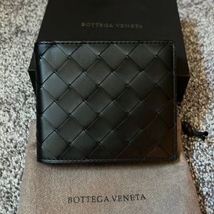 Bottega Veneta Intrecciato Bi-Fold Wallet
